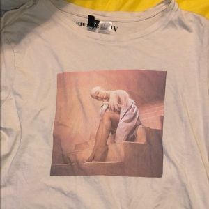 Ariana Grande tee